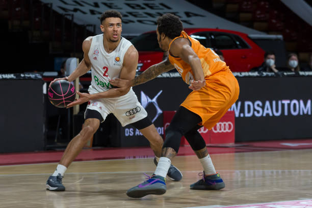 须拼命争取 须拼命争取