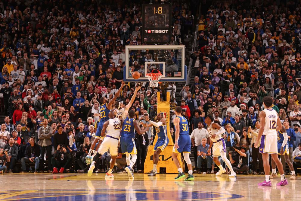 可以看到他 可以看到他