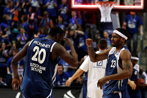 的对决以0 的对决以0